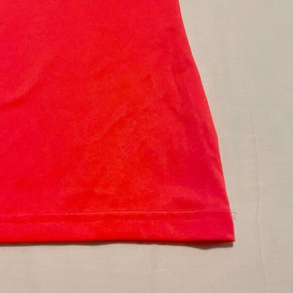 Under Armour Womens Shirt Size Small Heatgear Semi Fitted Tshirt Vneck - Picture 8 of 16